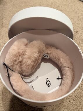 Ugg dusty rose earmuffs